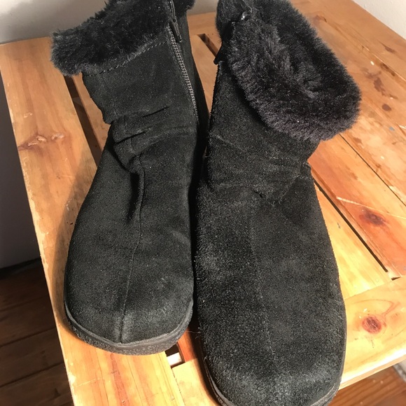 Bare Traps Black Suede Laurel Winter Boots-SZ 6.5 - Picture 1 of 11